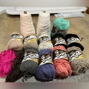 Sugar ‘N Cream cotton yarn lot